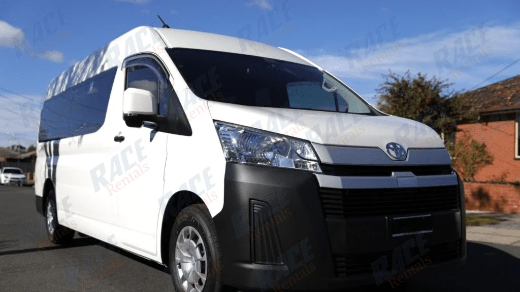 Hiace New Shape Commuter Bus